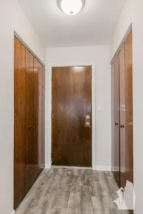 Rent this 1 bed apartment on 1040 West Hollywood Avenue