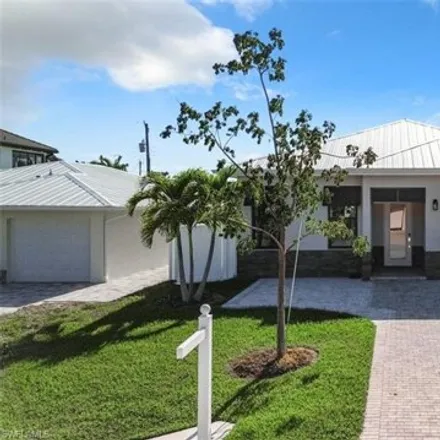 Image 4 - 832 100th Avenue North, Collier County, FL 34108, USA - House for sale