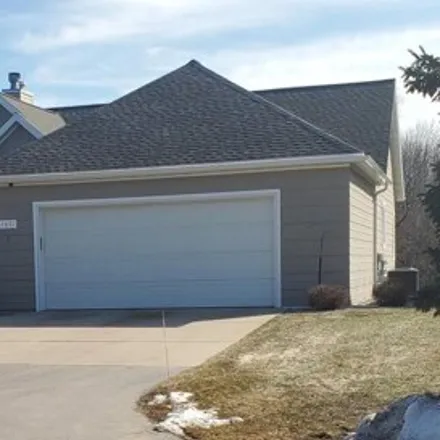 Buy this 3 bed condo on 1633 Remington Ridge Way in Ledgeview, WI 54115