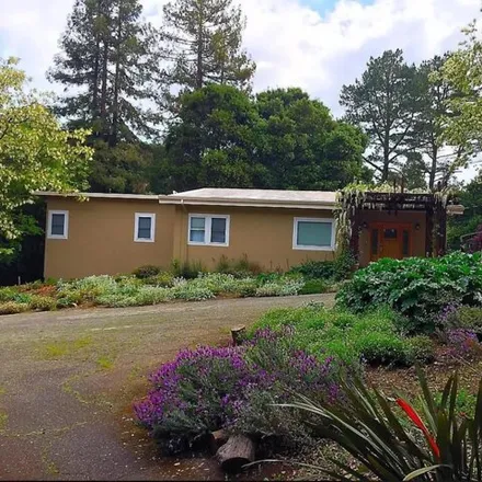 Rent this 3 bed house on 209 Lindenbrook Road in Woodside, San Mateo County