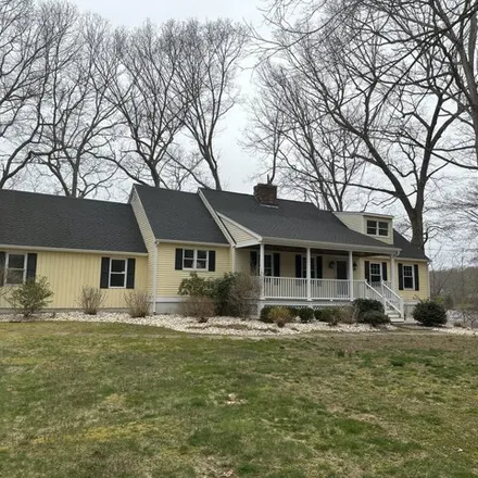 Buy this 3 bed house on 16 Dogwood Lane in Madison, CT 06443