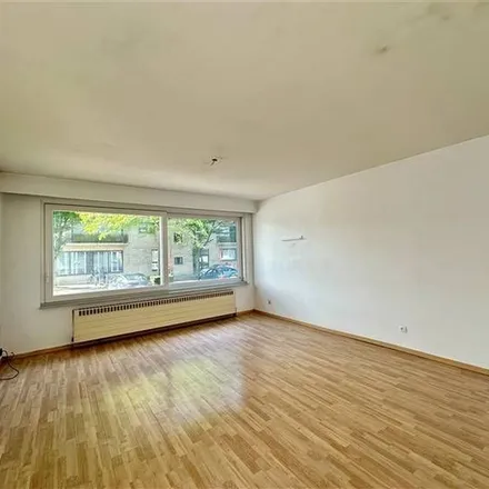 Image 1 - Vijf-aprilwarande 2, 2640 Mortsel, Belgium - Apartment for rent