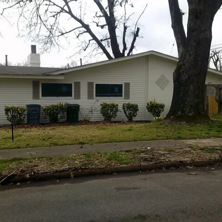 Buy this 3 bed house on 4349 Jamaica Avenue in Memphis, TN 38117