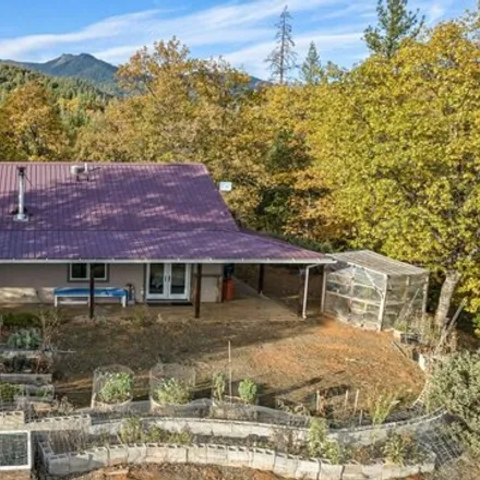 Image 4 - Black Bear Road, Weaverville, CA, USA - House for sale