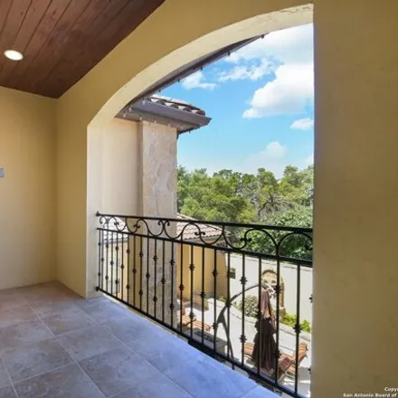 Image 3 - 9174 Highlands Cove, Bexar County, TX 78006, USA - House for sale