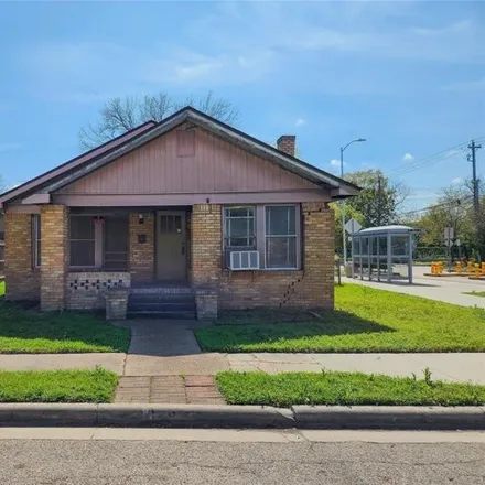 Buy this 2 bed house on Third Presbyterian Church in West Fugate Street, Houston
