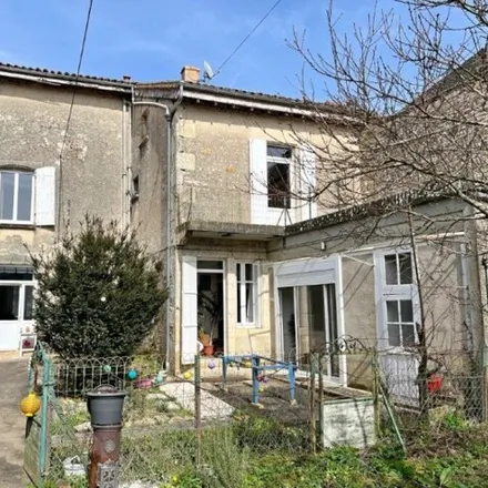Buy this 5 bed house on Lizant in Vienne, France