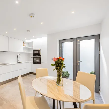 Image 4 - Rose Joan Mews, London, NW6 1DQ, United Kingdom - House for rent