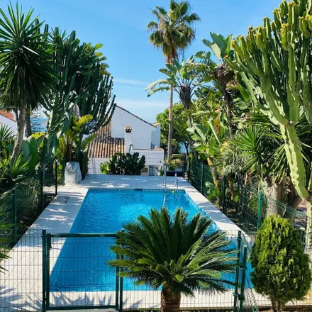 Buy this 6 bed house on 29600 Marbella
