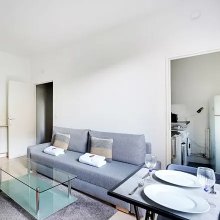 Image 5 - 168 Quai de Jemmapes, 75010 Paris, France - Apartment for rent