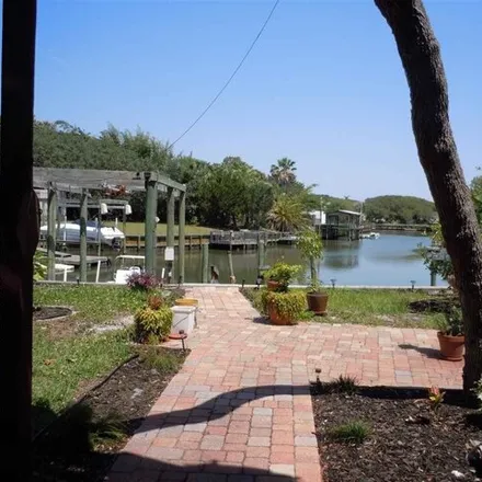 Rent this 2 bed condo on 204 Desoto Rd in Saint Augustine, Florida