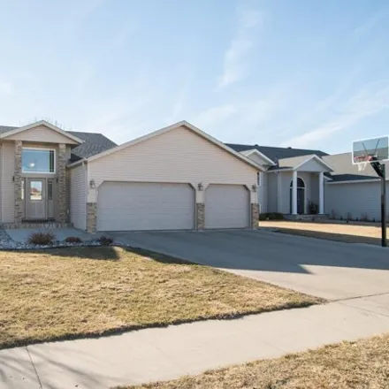 Buy this 4 bed house on 3563 Pierce Street South in Fargo, ND 58104