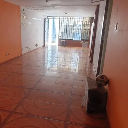 Rent this 3 bed apartment on Institución educativa inicial Happy Children's in Jirón Diego Ortizola, Carabayllo