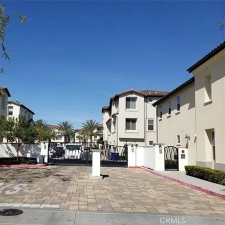 Image 1 - 8400 Kass Drive, Almond, Buena Park, CA 90621, USA - Condo for rent
