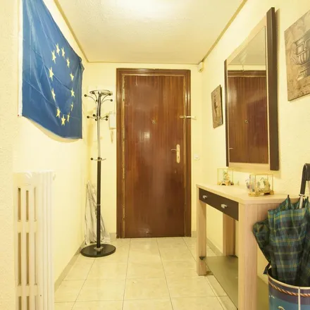 Rent this 6 bed apartment on Madsegs Tour in Paseo de la Virgen del Puerto, 45