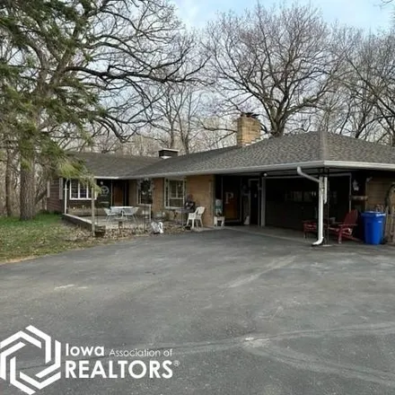 Buy this 4 bed house on 747 North Park Avenue in Algona, IA 50511