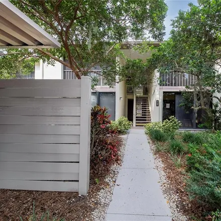 Image 1 - 748 White Pine Tree Road, Venice, FL 34285, USA - Condo for sale