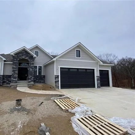 Buy this 4 bed house on Northwest Black Oak Court in Parkville, MO 64152