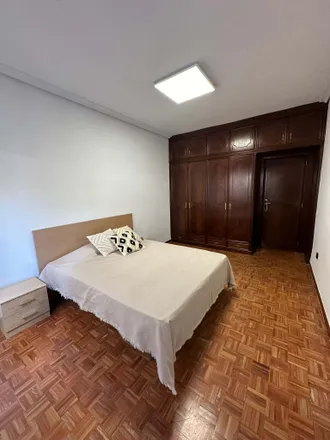 Image 2 - La Oliva, Gran Vía Juan Carlos I, 50, 26002 Logroño, Spain - Room for rent