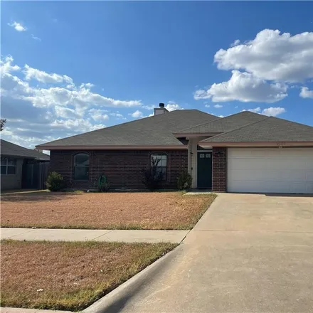 Rent this 4 bed house on 4203 Frog Drive in Killeen, TX 76542