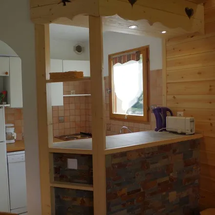 Rent this 4 bed house on La Plate de France in 05220 Le Monêtier-les-Bains, France