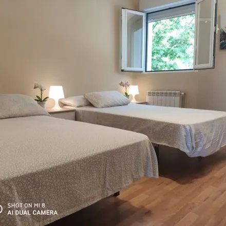 Rent this 3 bed room on Calle del Arroyo del Olivar in 43, 28018 Madrid