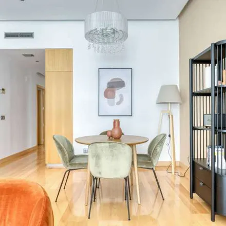 Image 2 - La Primera, Gran Vía, 1, 28013 Madrid, Spain - Apartment for rent