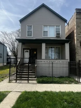 Buy this 5 bed house on 130 North Karlov Avenue in Chicago, IL 60624