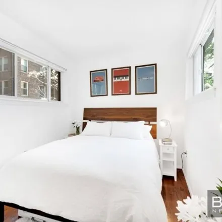 Image 4 - 169 West 73rd Street, New York, NY 10023, USA - Apartment for sale