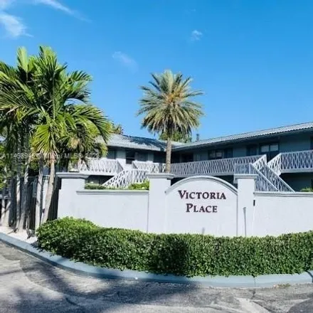 Rent this 1 bed apartment on Victoria Park Animal Hospital in Northeast 6th Street, Fort Lauderdale