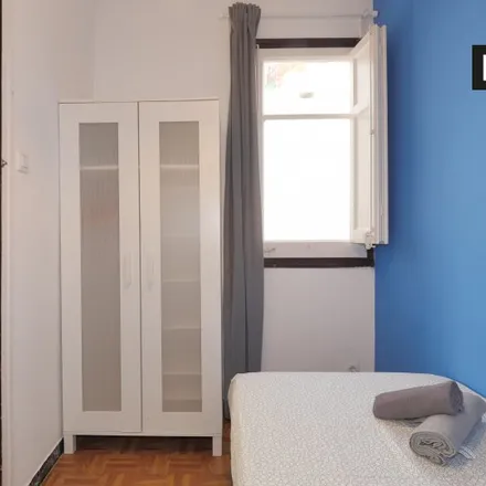 Image 2 - Carrer de Sugranyes, 128, 08208 Barcelona, Spain - Room for rent