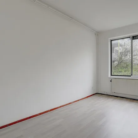 Rent this 5 bed apartment on Borneolaan 144 in 1019 KH Amsterdam, Netherlands