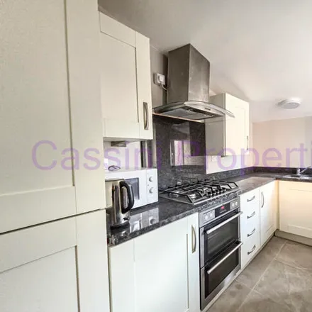 Rent this 4 bed townhouse on Hawthorn View in Leeds, LS7 4PL