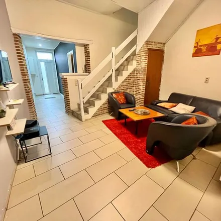 Image 6 - Rue du Louvy 31, 6060 Charleroi, Belgium - Apartment for rent