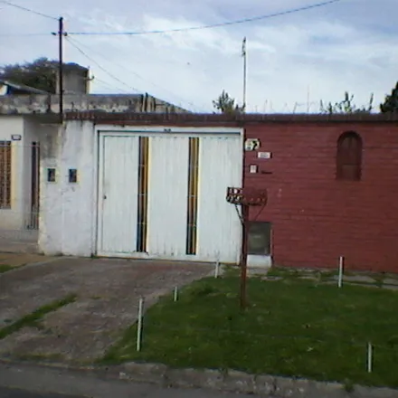 Buy this 3 bed house on Azul 2362 in Partido de Morón, 1722 Morón