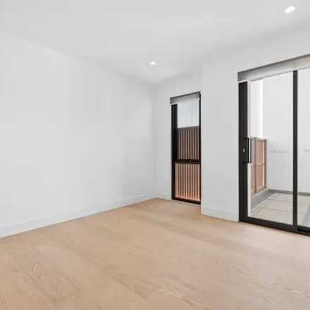 Rent this 3 bed apartment on 8 Albion Road in Glen Iris VIC 3146, Australia