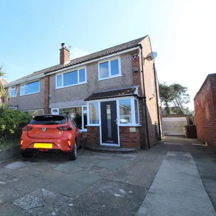 Buy this 3 bed duplex on Thirlmere Drive in Ainsdale-on-Sea, PR8 3TY
