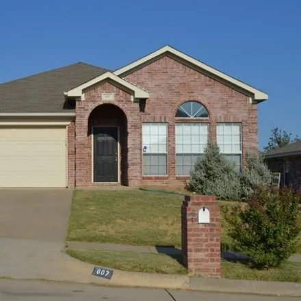 Rent this 3 bed house on 607 Fawn Meadow Trl in Kennedale, Texas