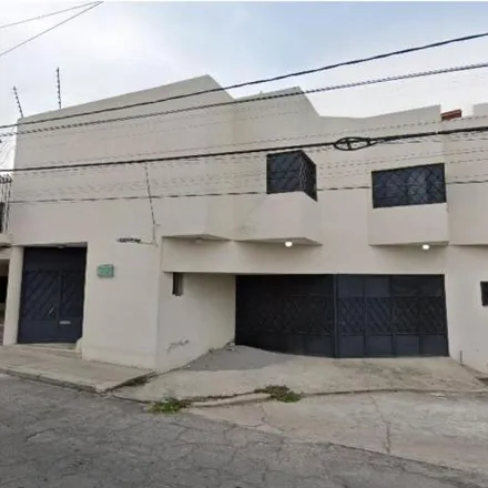 Buy this 3 bed house on Privada La Luz in Satélite, 62450 Cuernavaca