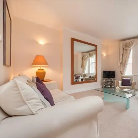 Buy this 2 bed apartment on The Mansion in 9 Marylebone Lane, East Marylebone
