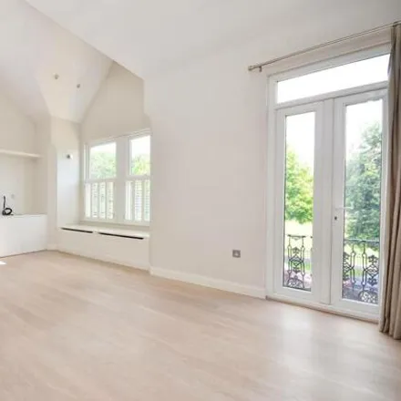 Rent this 3 bed apartment on Brandlehow Primary School in Brandlehow Road, London