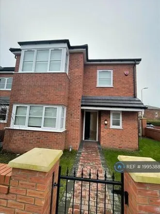 Rent this 4 bed house on Johnson & Son in Upper Aughton Road, Sefton