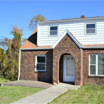 Buy this 4 bed house on 156 Palm Drive in Chestnut Hill, Weirton