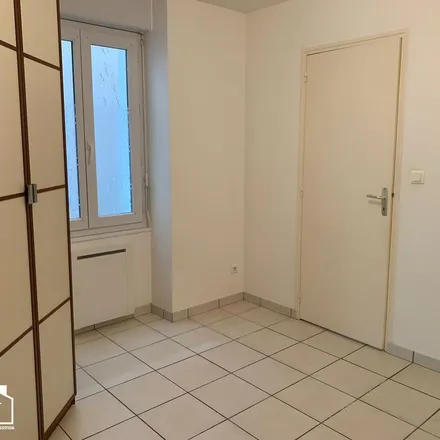 Rent this 3 bed apartment on Communauté de Communes Sud Estuaire in Boulevard Dumesnildot, 44560 Paimbœuf