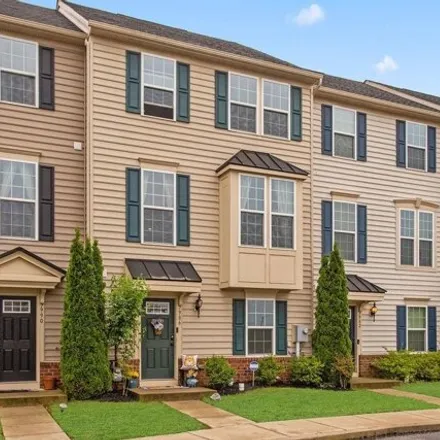 Buy this 3 bed townhouse on 7982 Erinvale Lane in Springfield Township, PA 17360