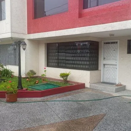 Image 2 - Compucar, De los Fresnos, 170138, Quito, Ecuador - House for sale