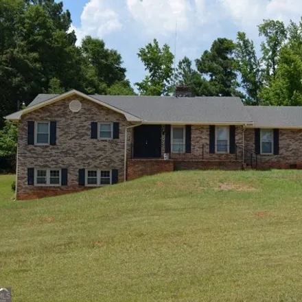 Buy this 3 bed house on 1307 GA 83 S in Forsyth, Georgia