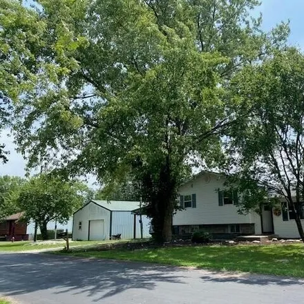 Buy this 4 bed house on 1180 West Short Street in Mountain Grove, MO 65711