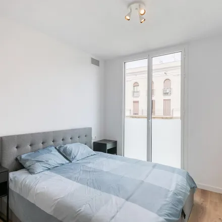 Image 2 - Carrer de los Castillejos, 177, 08013 Barcelona, Spain - Apartment for rent