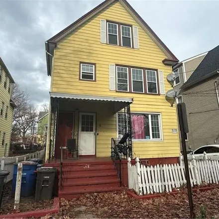 Buy this 6 bed house on 89;87 Willis Street in New Haven, CT 06511